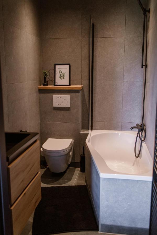 De La Rue Vakantiesuites Sleeuwijk ภายนอก รูปภาพ